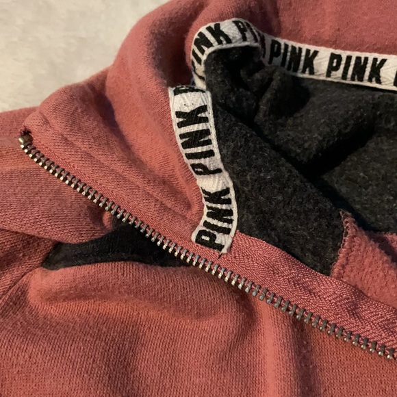 Pink sweater:) - Picture 4 of 4